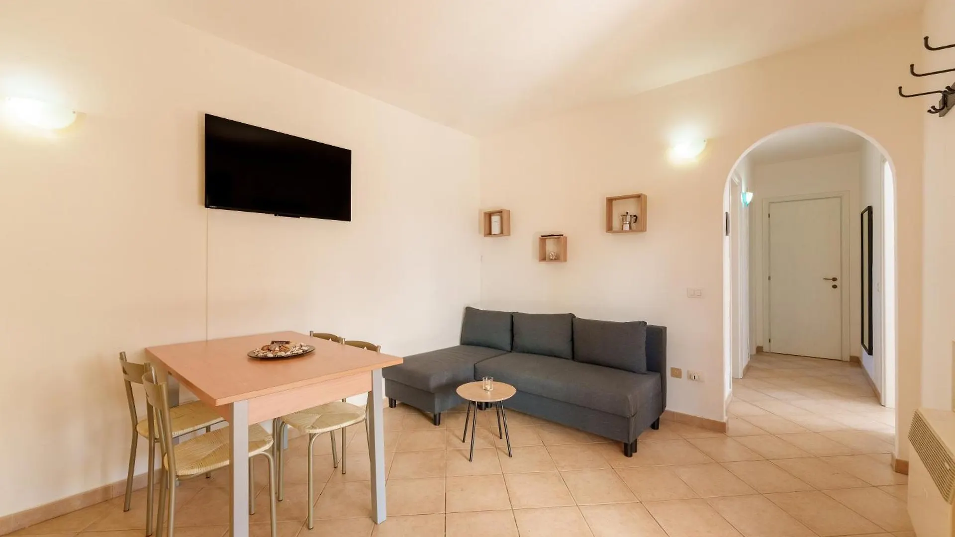 Casa Vacanze Lampone Murta Maria 0*,  Italy