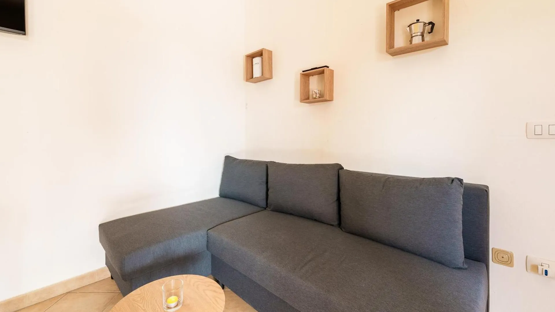 Casa Vacanze Lampone Murta Maria Italy