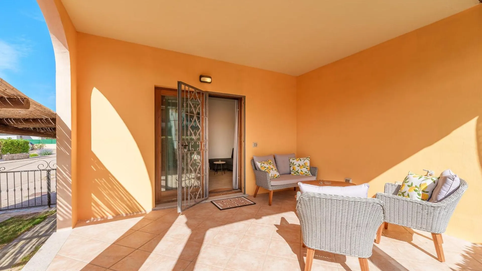 Casa Vacanze Lampone Murta Maria 0*,  Italy